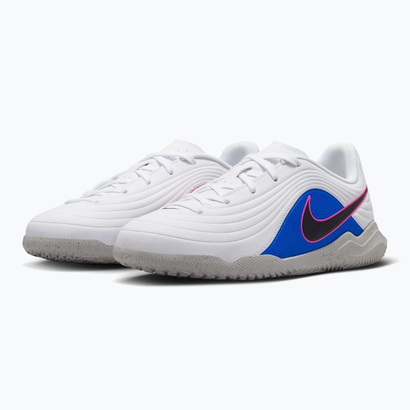 Детски футболни обувки Nike Tiempo Maestro Club Jr IC white/racer blue/pink blast/black 3
