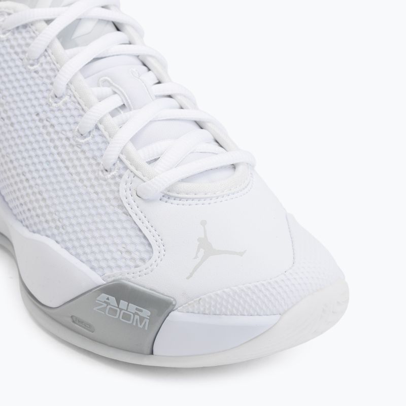 Mъжки баскетболни обувки Nike Jordan Luka 77 white/metallic silver/photon dust 7