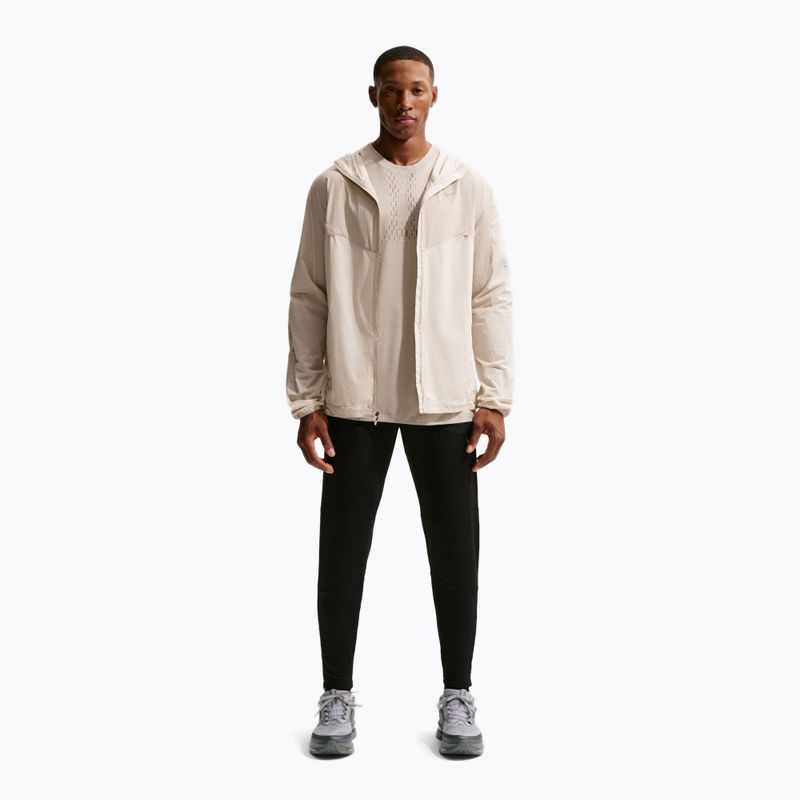 Mъжко яке за бягане Nike Stride Dri-Fit cream II/birch/natural 2