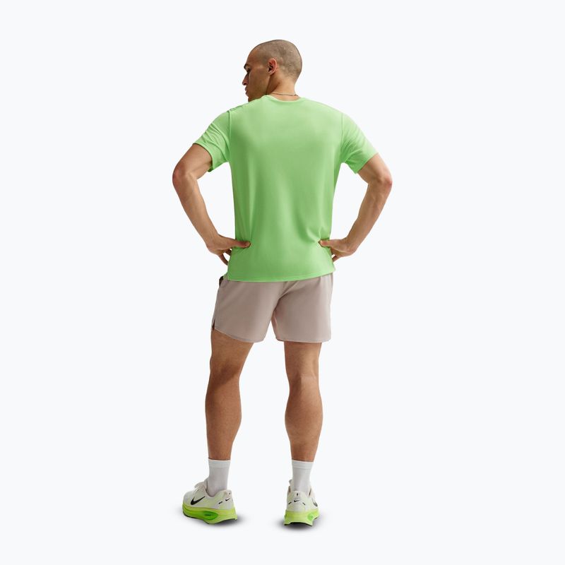 Мъжка тениска за бягане Nike Miler Dri-Fit UV lime blast 3