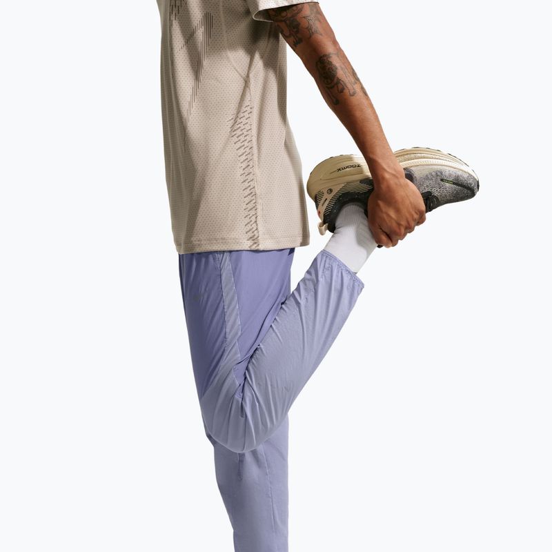 Мъжки панталони за бягане Nike Stride Repel Woven iron purple/indigo haze 6