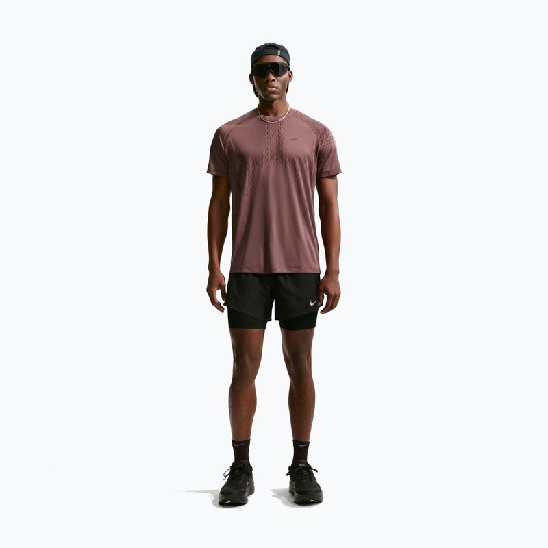 Мъжка тениска за бягане Nike Stride Dri-Fit ADV tattoo/burgundy crush 3
