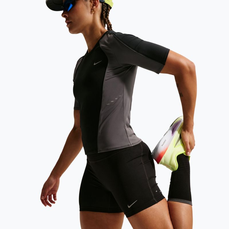Дамски шорти за бягане Nike Tempo black 6