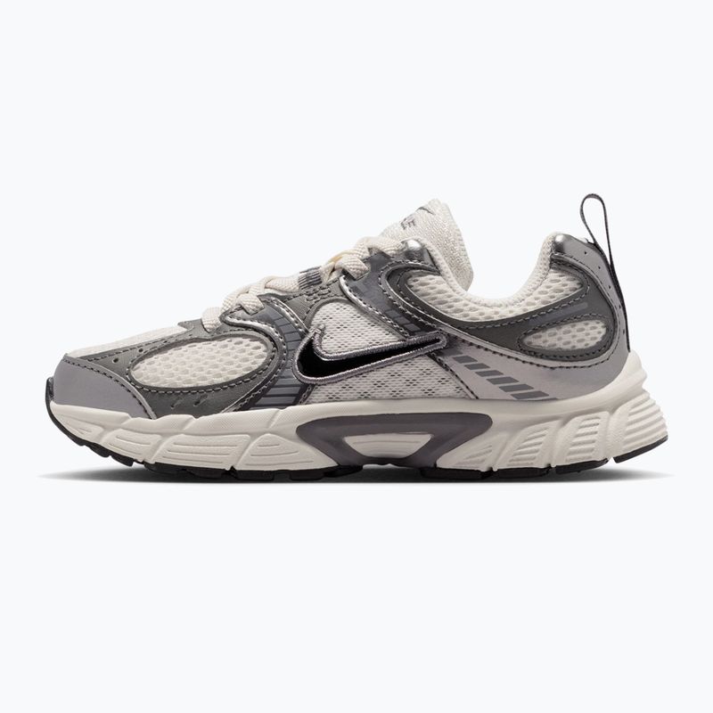 Детски обувки Nike V5 RNR phantom/pencil point/black 2