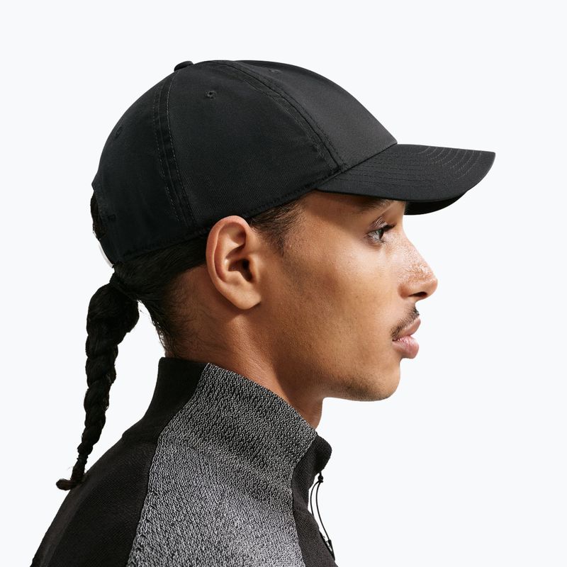 Шапка с козирка Nike Dri-Fit Club Unstructured Metal Swoosh 2026 black/metallic gold 6