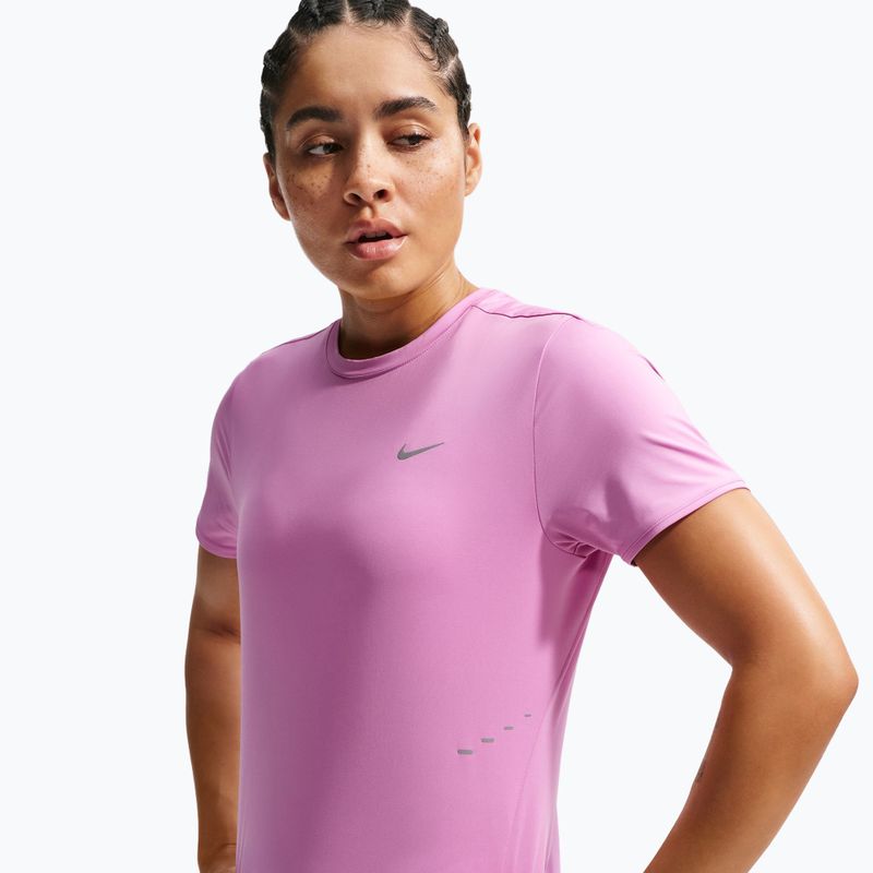Дамска тениска за бягане Nike Swift Dri-Fit light magenta 5