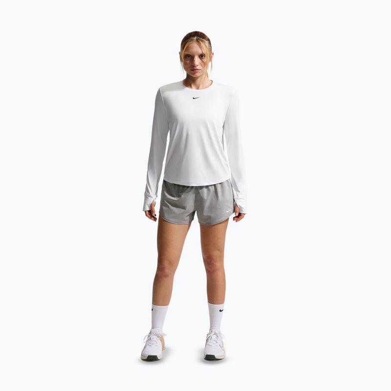 Дамски шорти Nike One Dri-Fit 3“ smoke grey/heather/white 2