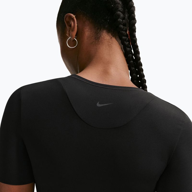 Дамска тренировъчна тениска Nike Zenvy black/cool grey 5