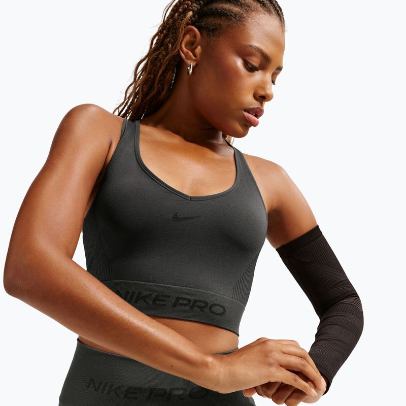 Дамска тениска Nike Pro Seamless Dri-Fit Cropped dark 4