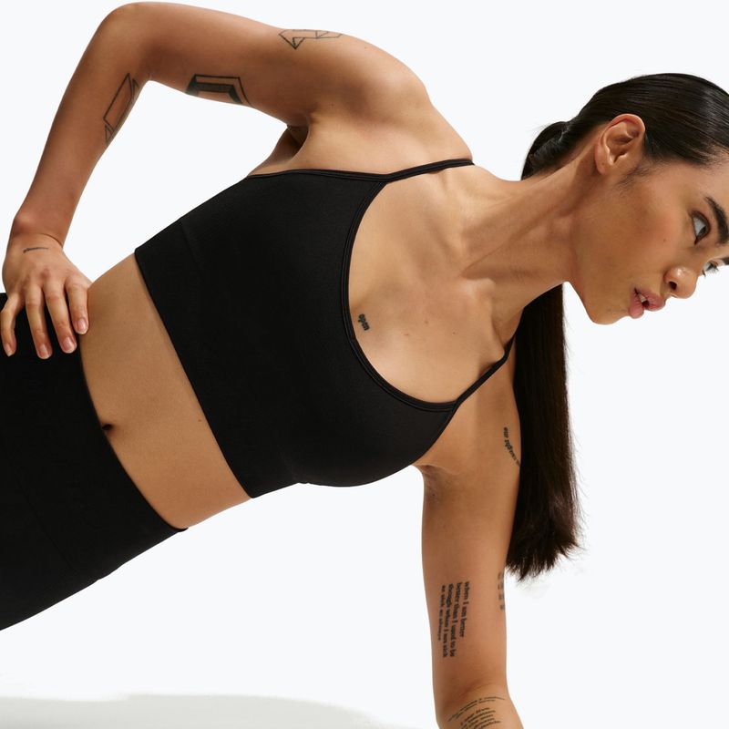 Спортен сутиен Nike Pro Seamless Light Support black 6