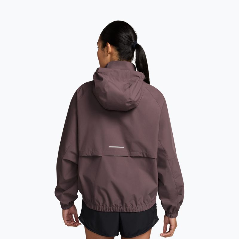 Дамско яке за бягане Nike Storm-Fit Swift tattoo/black 2