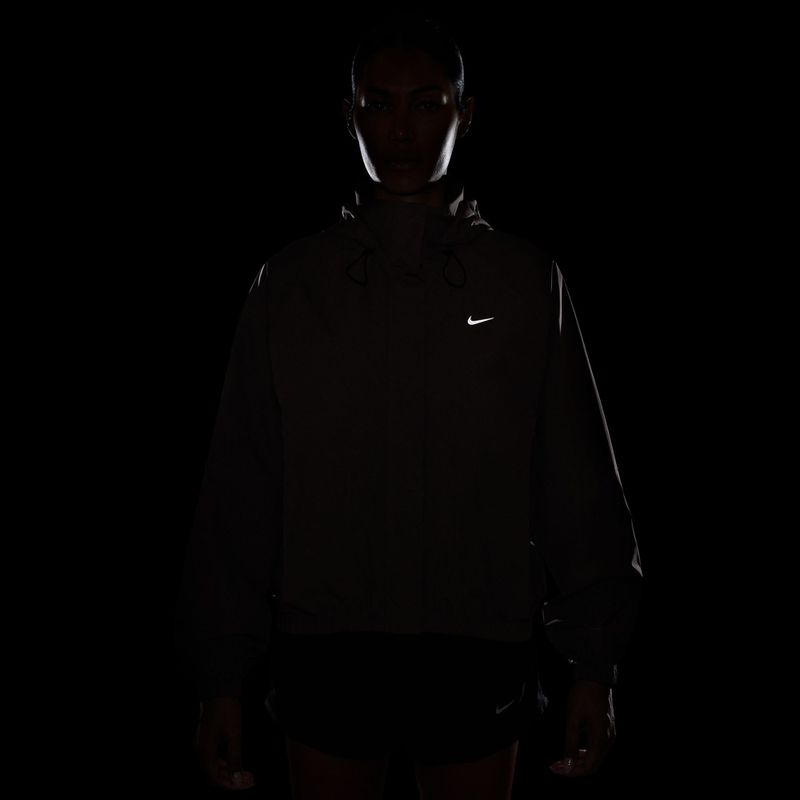 Дамско яке за бягане Nike Storm-Fit Swift tattoo/black 4