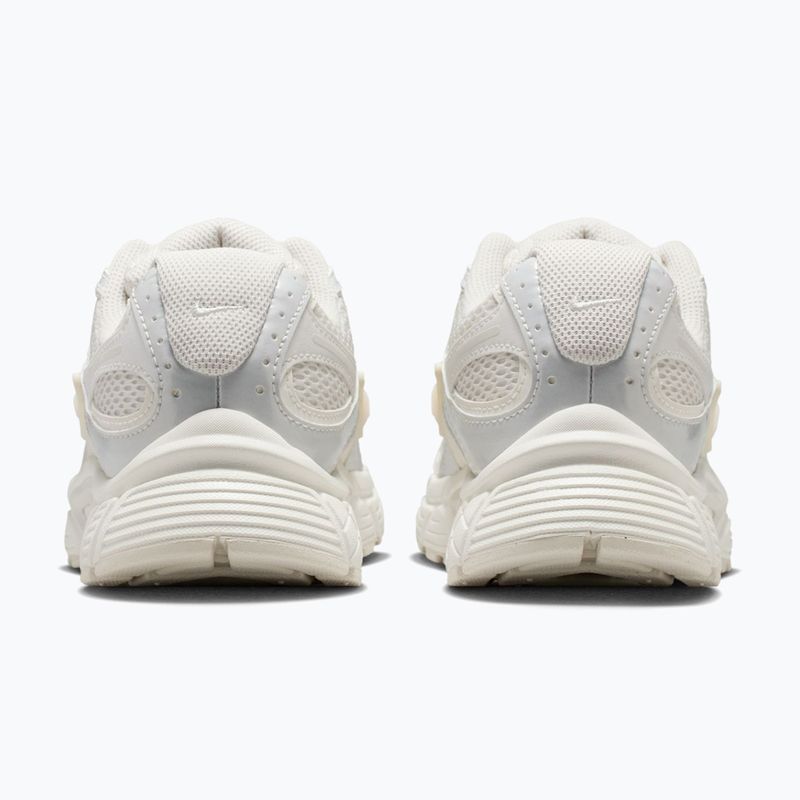 Дамски обувки Nike V5 RNR phantom/sail/metallic summit white/phantom 4