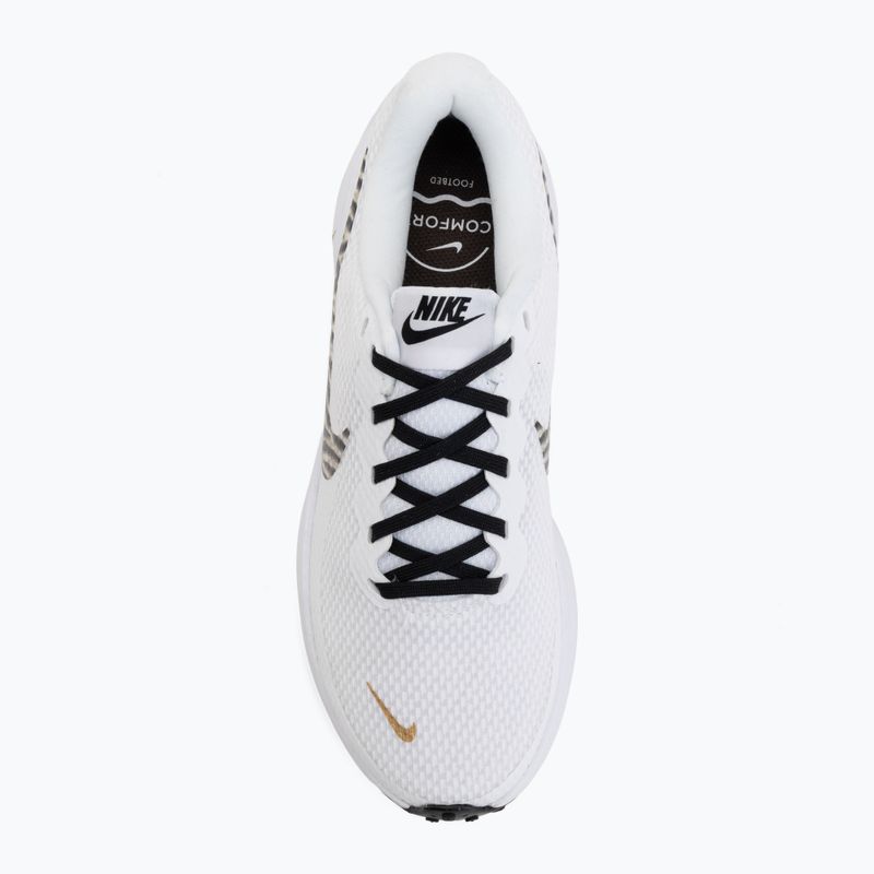 Дамски обувки за бягане Nike Revolution 8 white/metallic gold/black 5