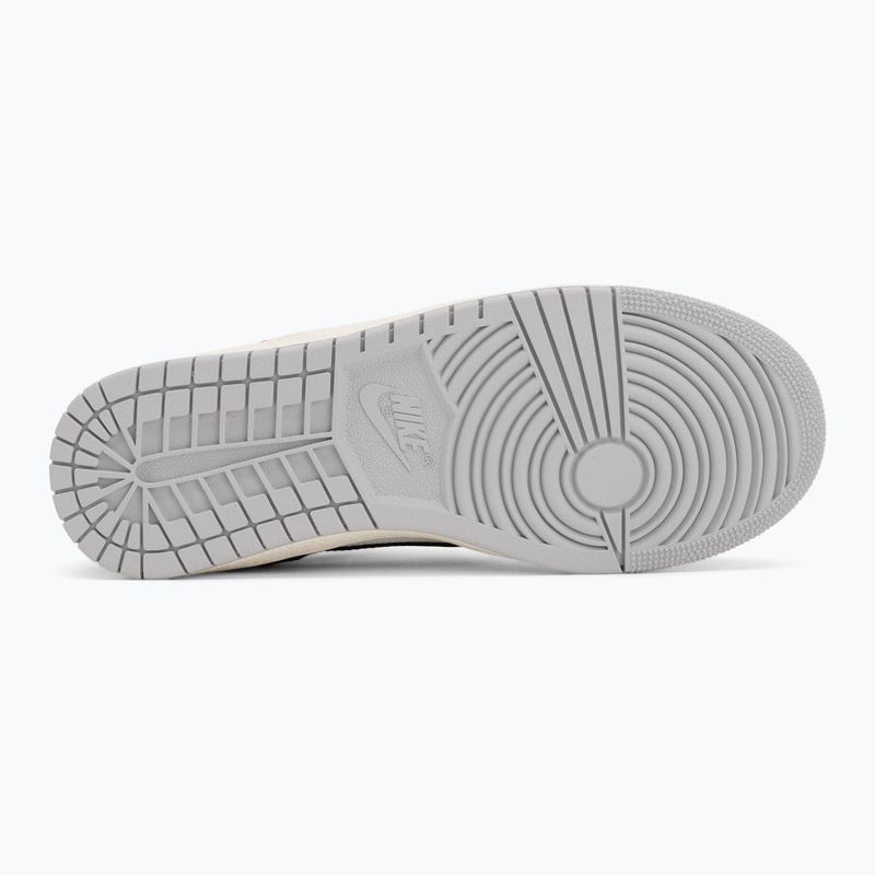 Дамски обувки Air Jordan Skyline Low summit white/light smoke grey/sail/black 4
