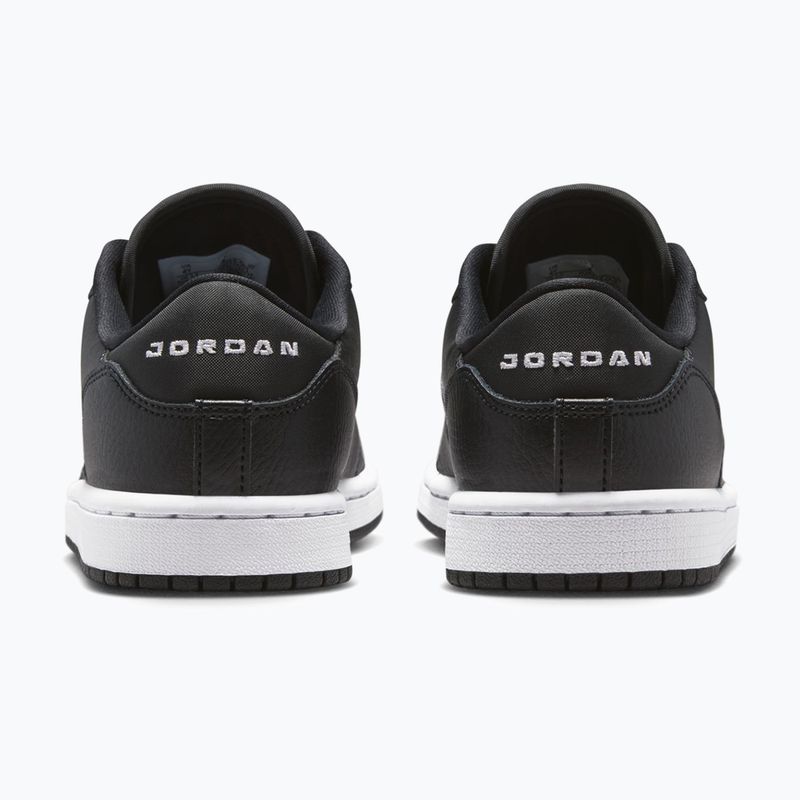 Детски обувки  Jordan Court Connect Low black/white 11