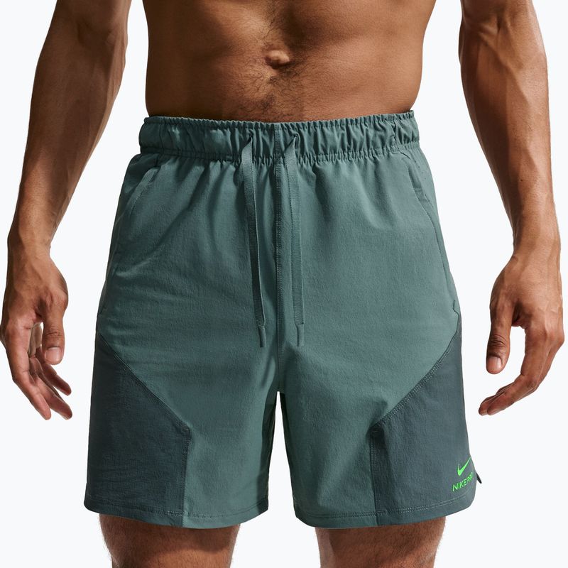 Мъжки къси панталони/шорти Nike Pro Training Dri-Fit 6" mineral slate/faded spruce/green strike 4
