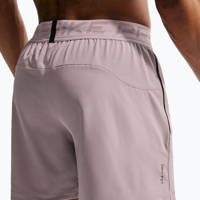 Мъжки къси панталони/шорти Nike Pro Training Dri-Fit 6" light violet ore/black 6