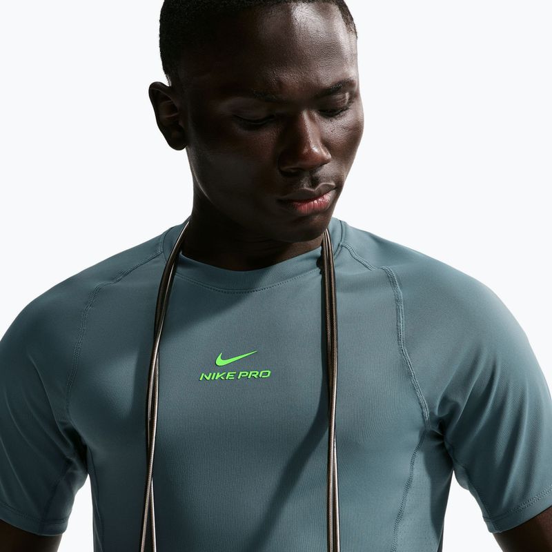 Мъжка тренировъчна тениска Nike Pro Training Dri-Fit mineral slate/green strike 6