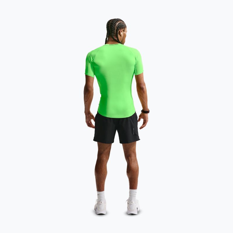 Мъжка тренировъчна тениска Nike Pro Dri-Fit Tight Fitness green strike/black 3