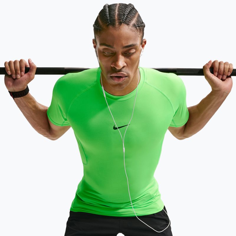 Мъжка тренировъчна тениска Nike Pro Dri-Fit Tight Fitness green strike/black 6