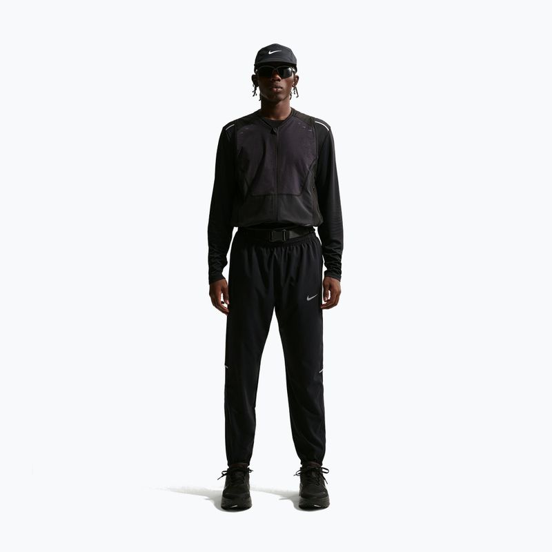 Мъжки панталони за бягане Nike Miler Dri-Fit Woven black/black 2