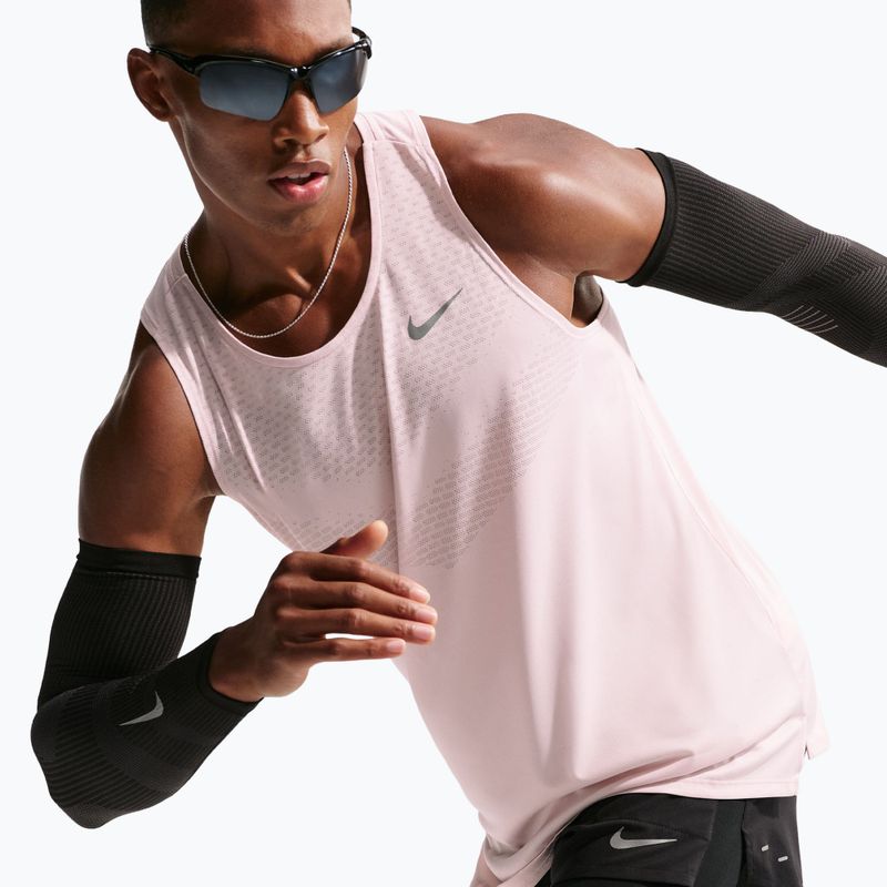 Мъжка тениска за бягане Nike Stride Dri-Fit ADV silt red 4