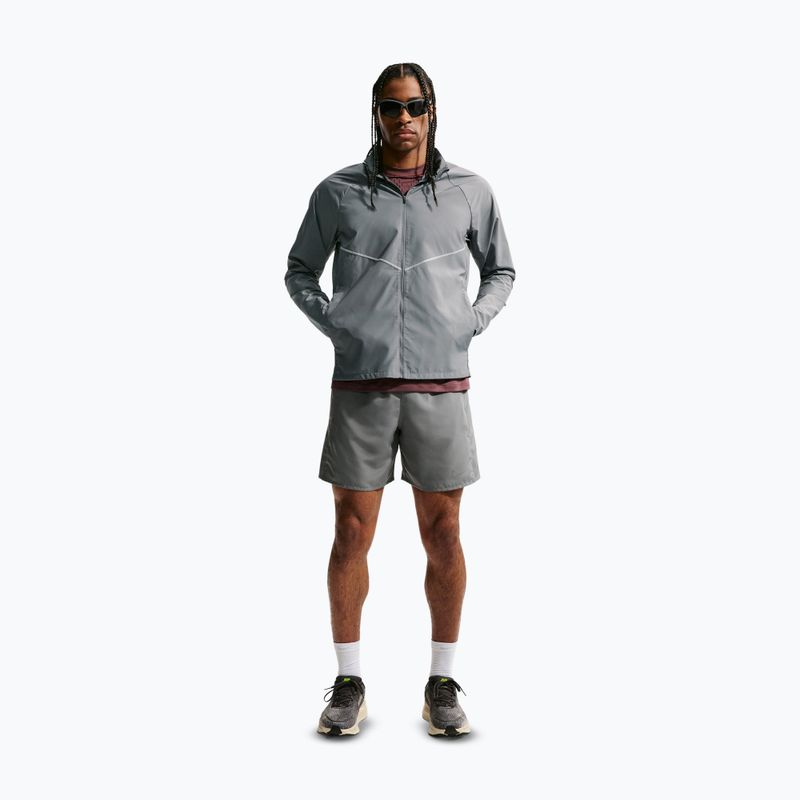 Мъжко яке за бягане Nike Miler Repel UV smoke grey/smoke grey 2