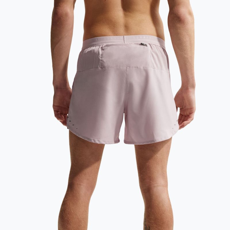 Мъжки къси панталони Nike Stride Dri-Fit с подплата 5" particle rose 6