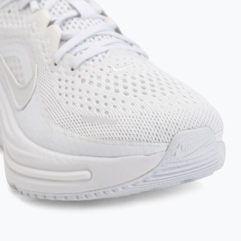 Дамски обувки за бягане Nike Winflo 12 white/summit white 7