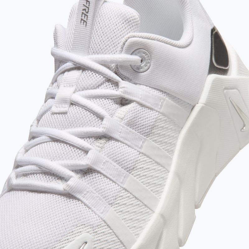 Дамски обувки за тренировка Nike Free Metcon 7 white/white/metallic silver 7