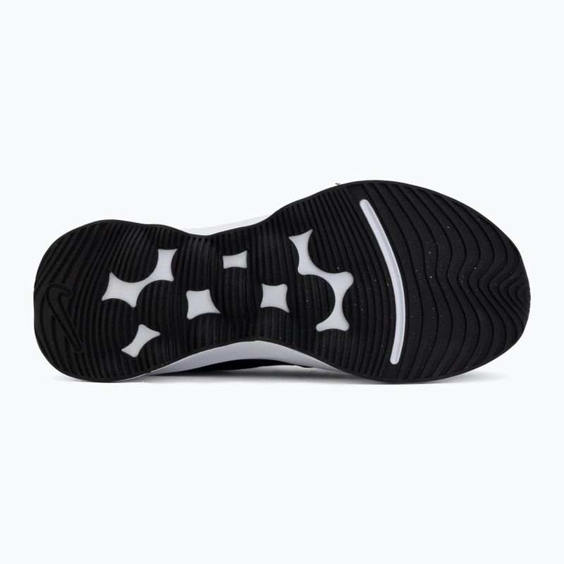 Дамски обувки Nike Motiva 2 black/pure platinum/white 4