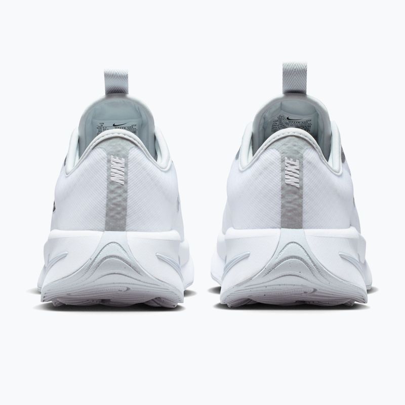 Дамски обувки Nike Motiva 2 white/pure platinum/metallic silver 4