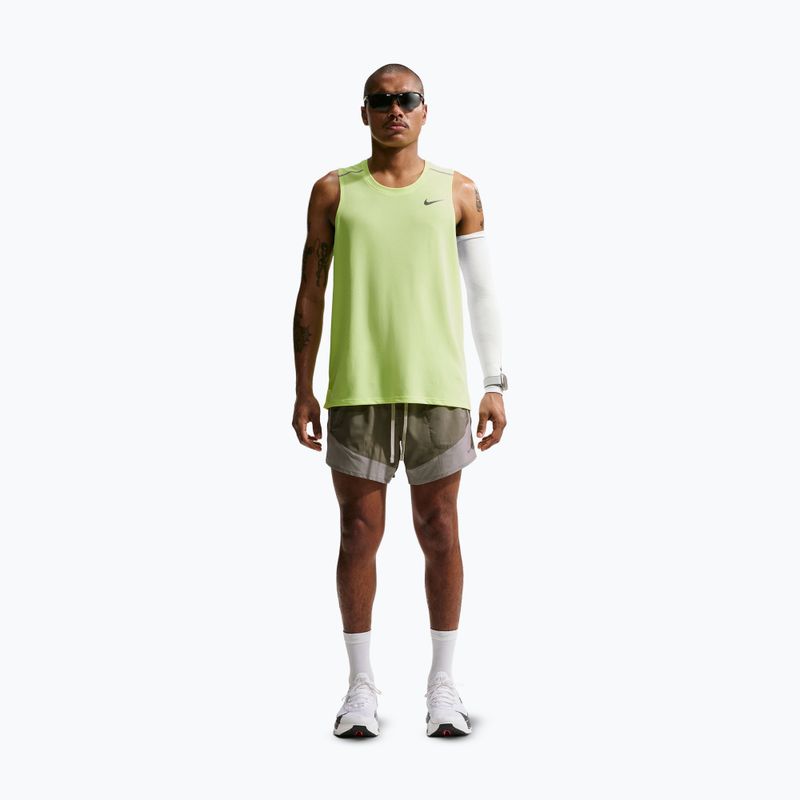 Мъжки шорти за бягане Nike Stride Dri-Fit Brief-Lined 5" light army/spruce fog 2