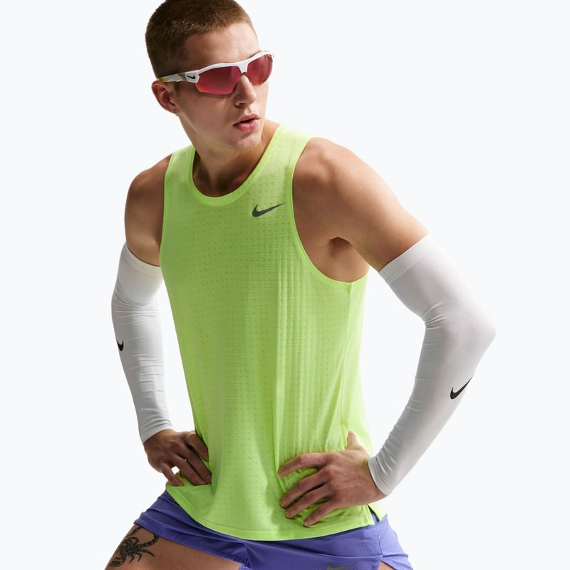 Мъжка тениска за бягане Nike Miler Breathe volt ice 4