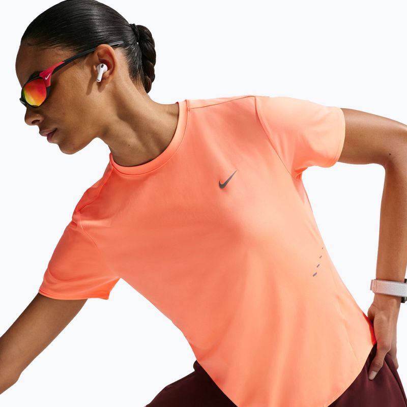 Дамска тениска за бягане Nike Swift Dri-Fit orange pulse 6