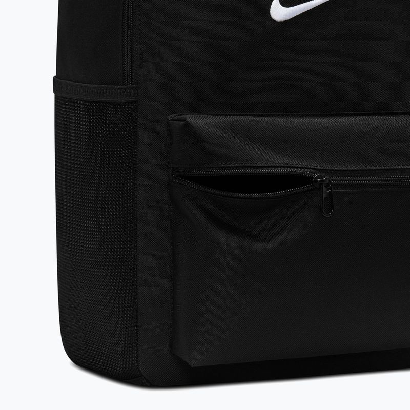 Градска раница Nike Heritage 23 l black/white 5