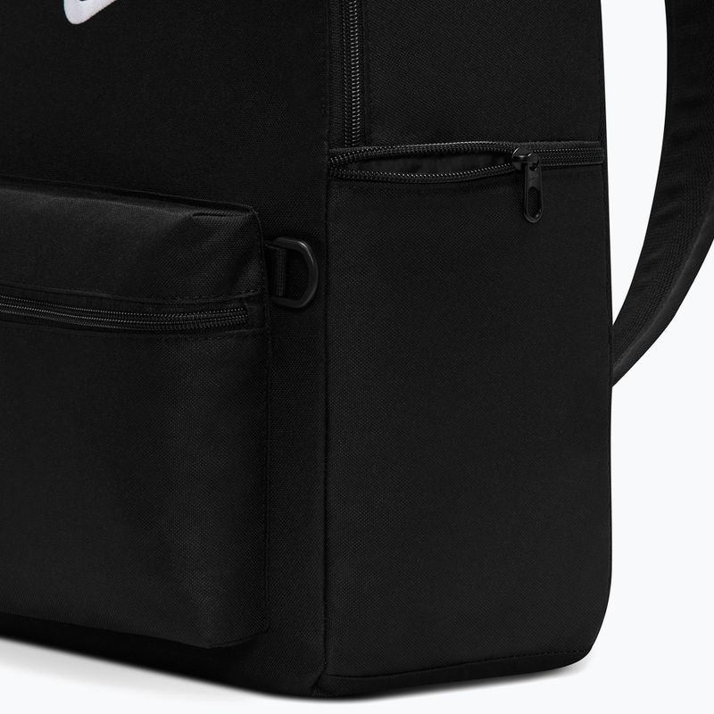 Градска раница Nike Heritage 23 l black/white 6
