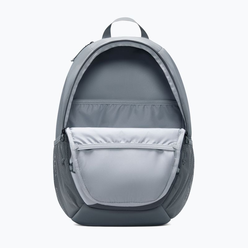 Градска раница Nike Heritage Sweep 25 l smoke grey/smoke grey/white 4