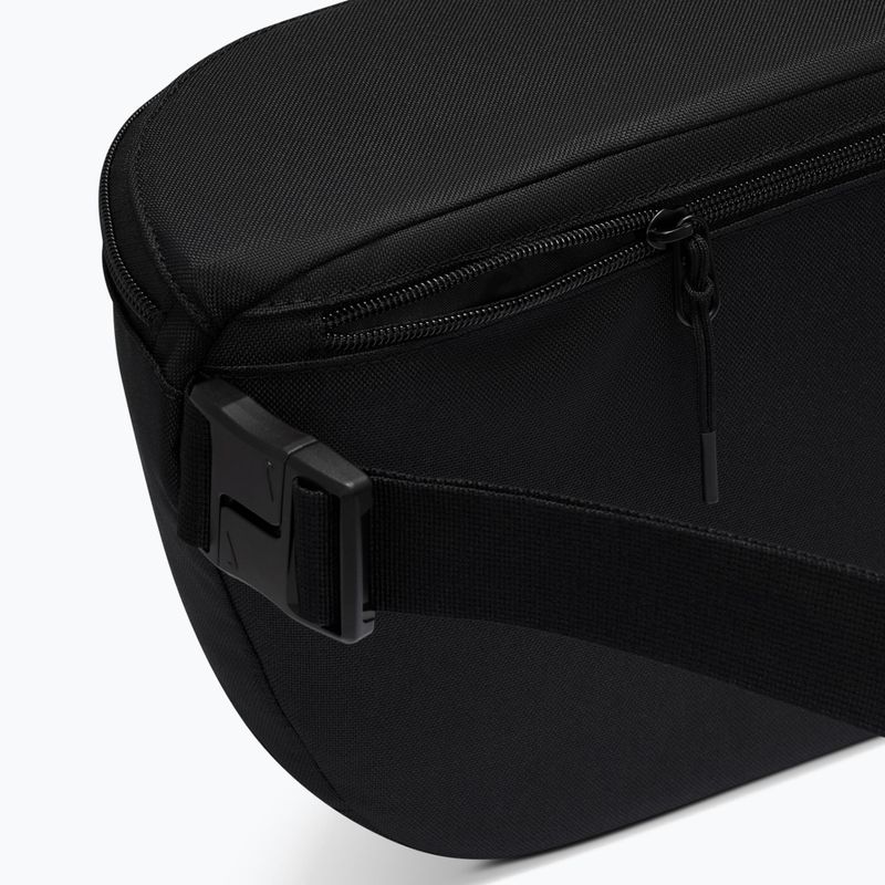 Чантичка за кръстна Nike Heritage 8 l black/black/white 7