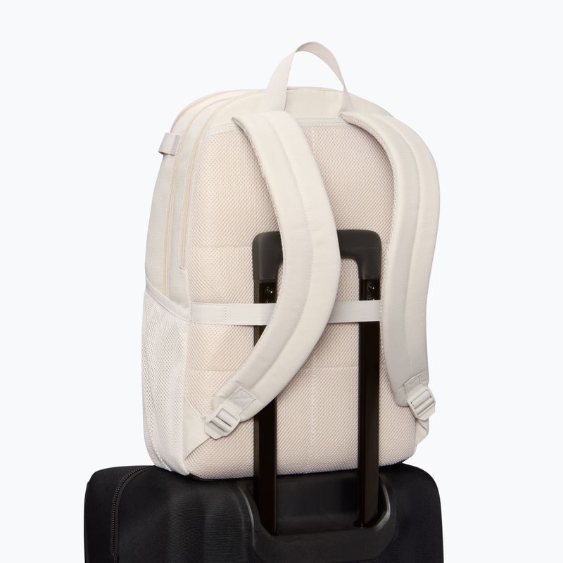 Раница Nike Brasilia 24 l light bone/black/black 6