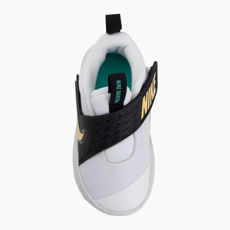 Детски обувки Nike Team Hustle D 12 white/black/clear emerald/topaz gold 5