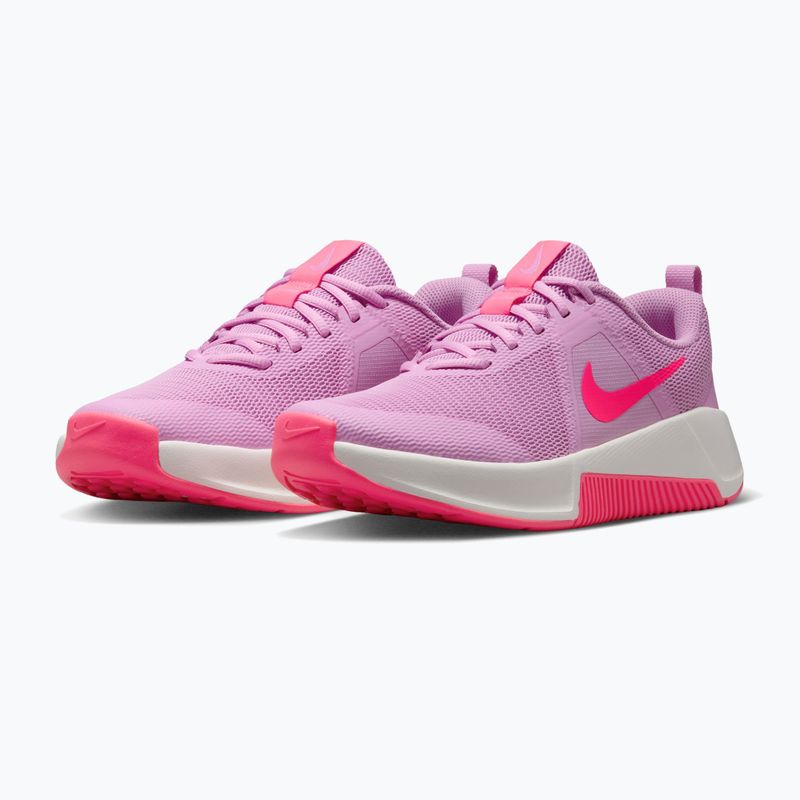 Дамски обувки за тренировка Nike MC Trainer 3 light magenta/sail/hyper pink 3