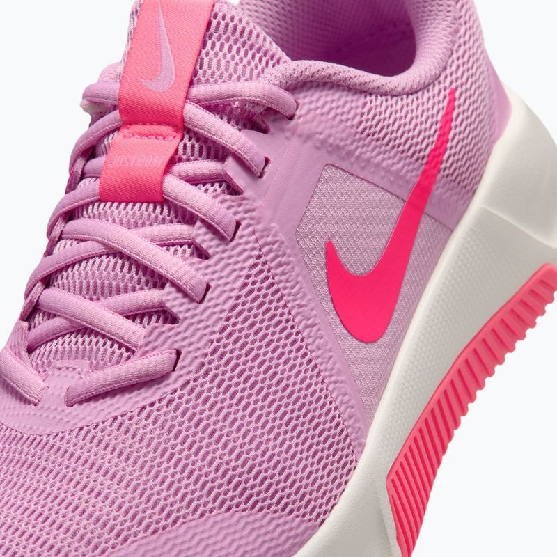 Дамски обувки за тренировка Nike MC Trainer 3 light magenta/sail/hyper pink 7