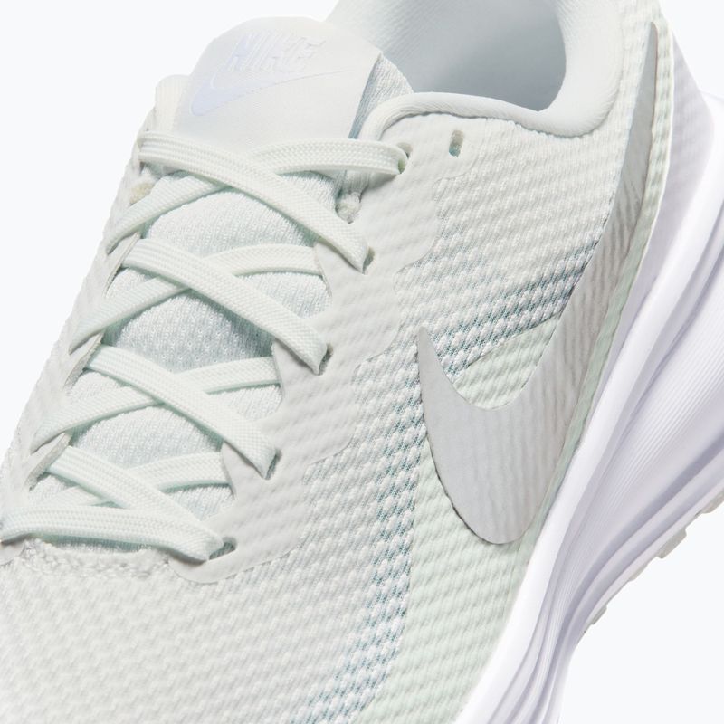 Дамски обувки за бягане Nike Revolution 8 off white/barely green/metallic silver 4