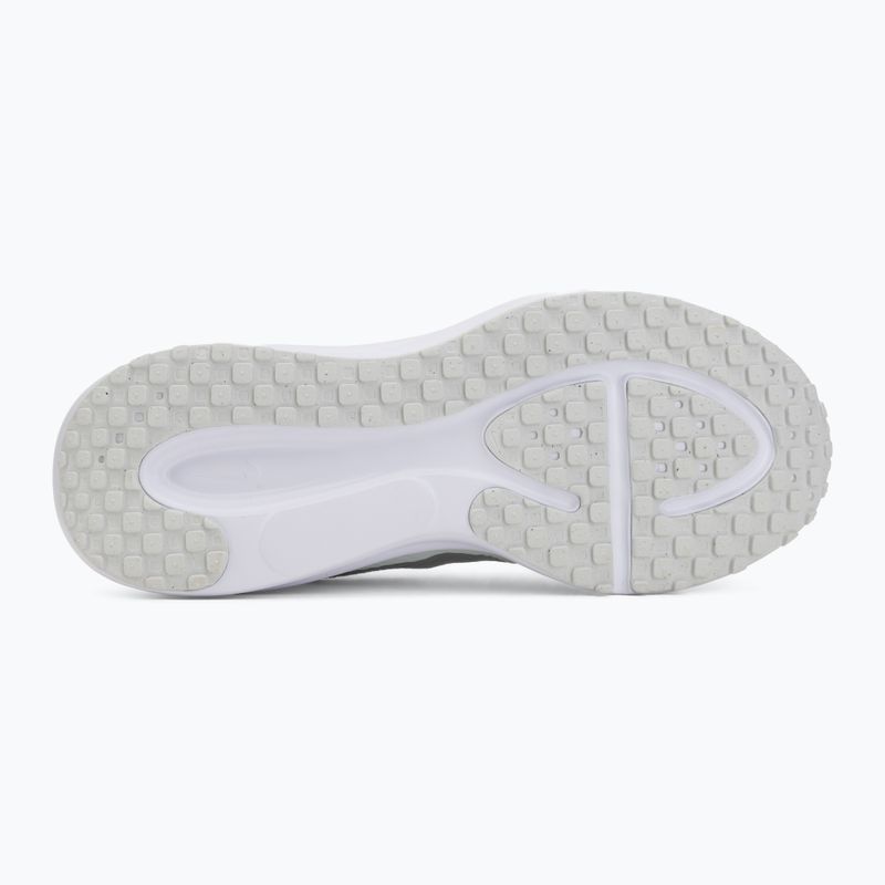 Дамски обувки за бягане Nike Revolution 8 off white/barely green/metallic silver 4