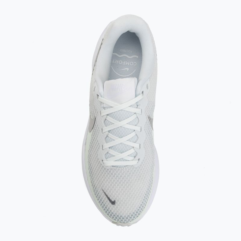 Дамски обувки за бягане Nike Revolution 8 off white/barely green/metallic silver 5