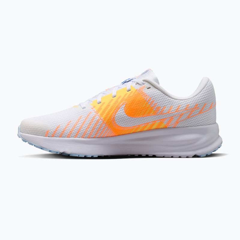 Мъжки обувки за бягане Nike Run Defy white/topaz gold/blue crystal 2
