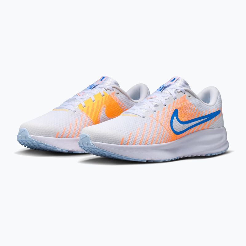 Мъжки обувки за бягане Nike Run Defy white/topaz gold/blue crystal 3