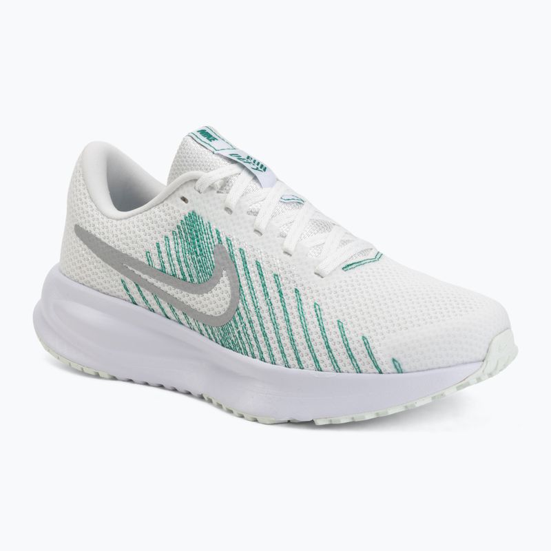Дамски обувки за бягане Nike Run Defy summit white/white/metallic silver